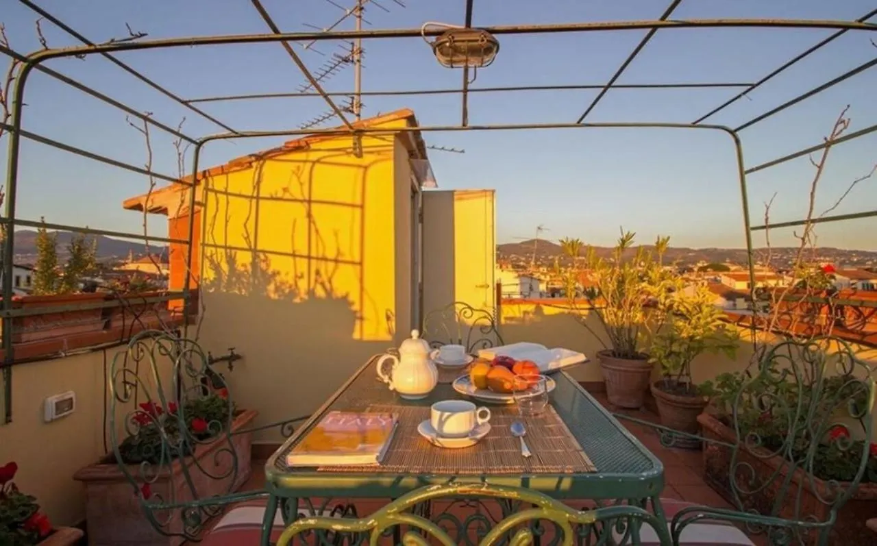 Signorelli Halldis Apartment Florence